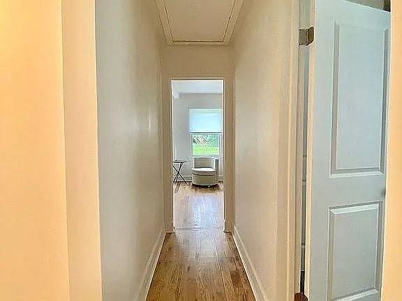 16249 Elizabeth St - Photo 2 of 10