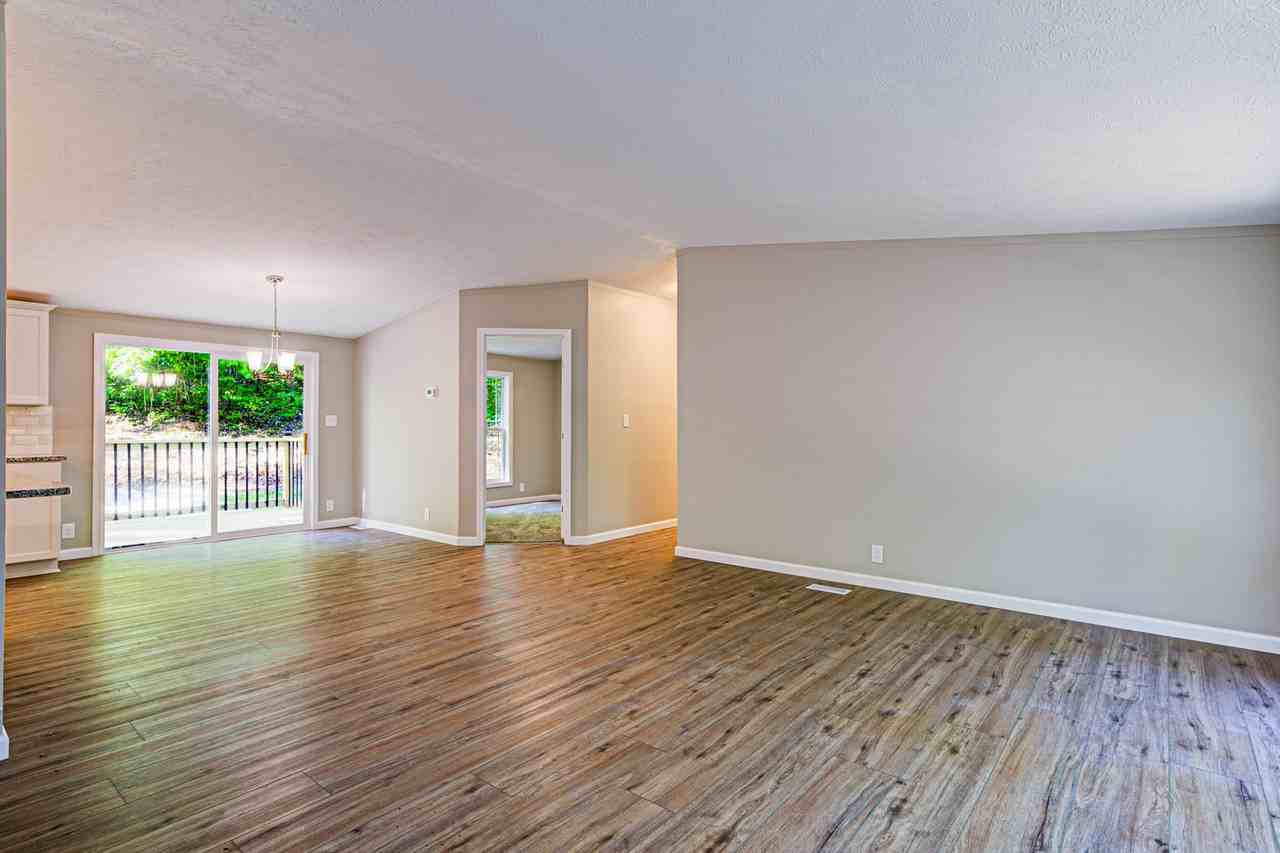 151 Old State Rd - Photo 4 of 16