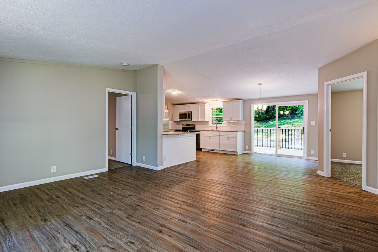 151 Old State Rd - Photo 5 of 16