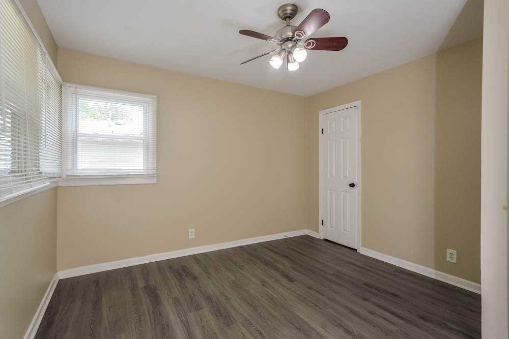 1225 S Lawler Ave #NA - Photo 7 of 11