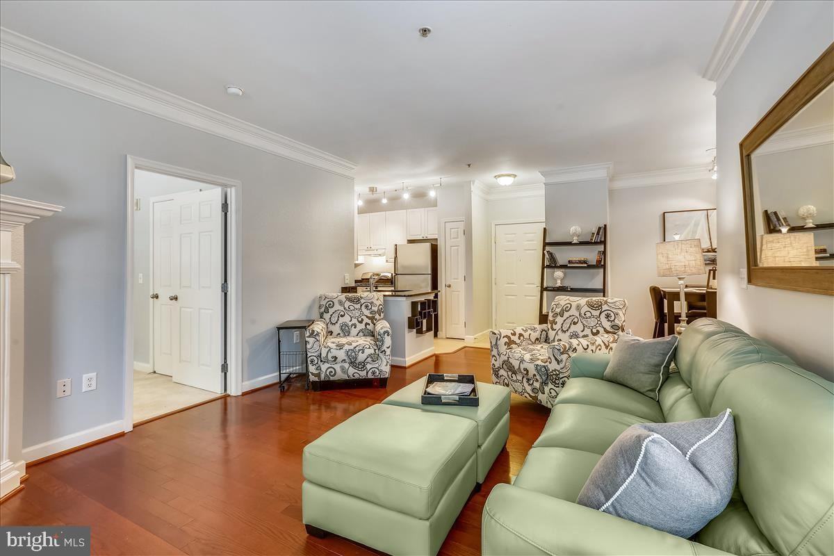 501 Hungerford Dr #154 - Photo 5 of 45