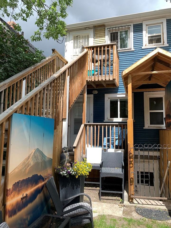 531 19 Ave Sw - Photo 2 of 9