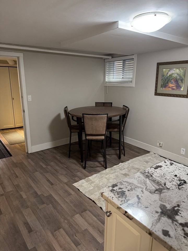 531 19 Ave Sw - Photo 6 of 9
