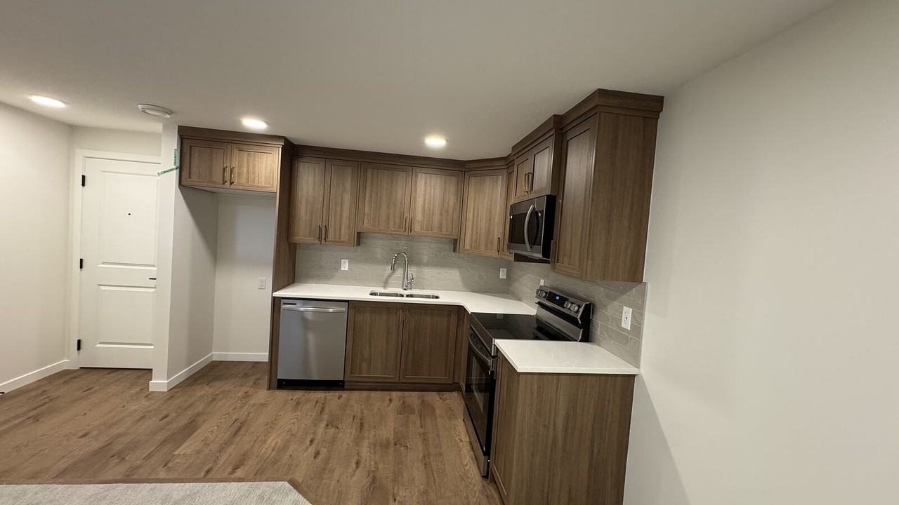 108 Lucas Link Nw - Photo 2 of 9