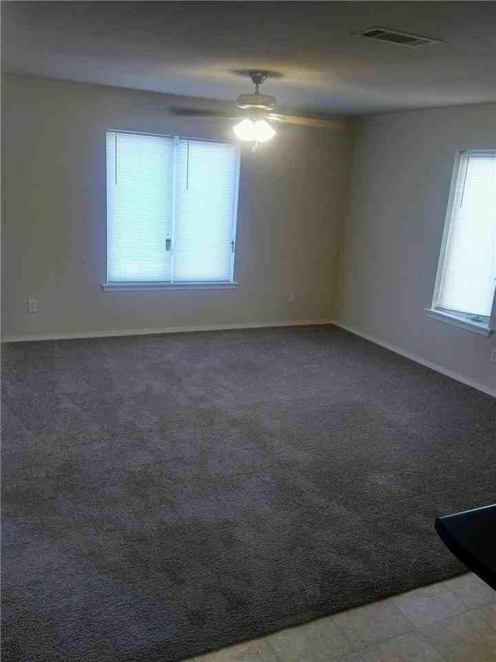 819 W Piedmont Pl #5 - Photo 3 of 8