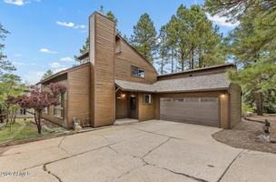 featured image of 2803 N Carefree Cir