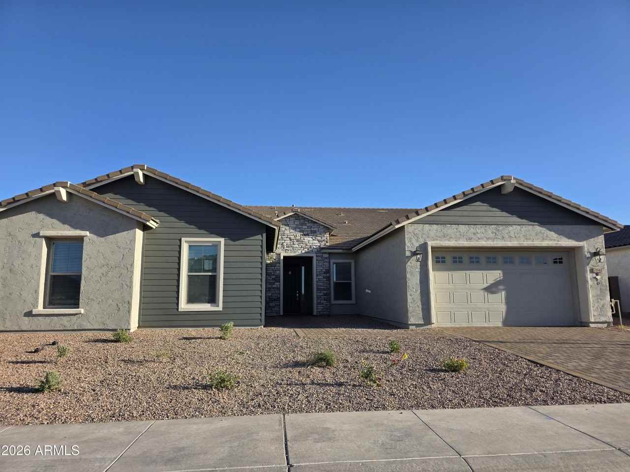 7641 W Staghorn Rd - Photo 4 of 46