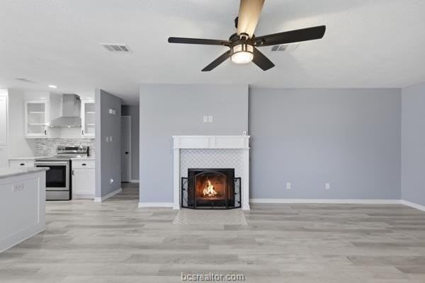2100 Windsor Dr #11 - Photo 7 of 22
