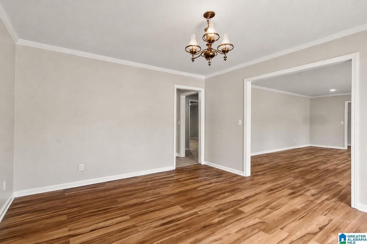 243 Cedar Crst - Photo 5 of 25