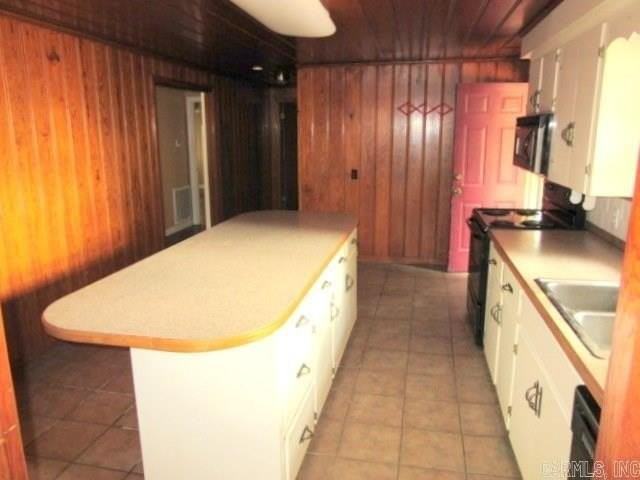67 N Broadview St - Photo 5 of 12