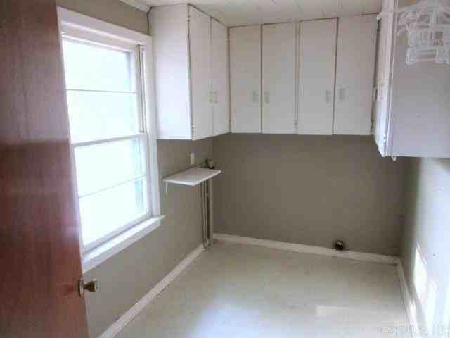67 N Broadview St - Photo 6 of 12