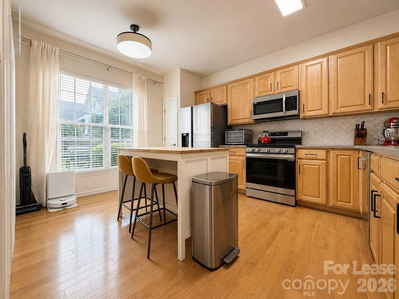 3306 Darlington Rd - Photo 5 of 11