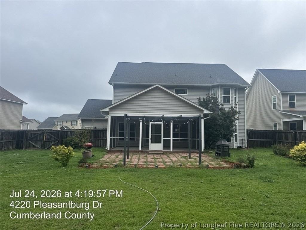 4220 Pleasantburg Dr - Photo 2 of 37