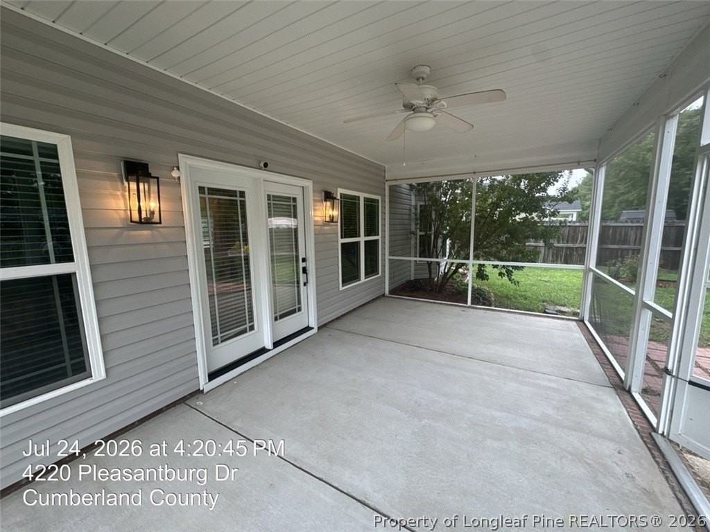 4220 Pleasantburg Dr - Photo 5 of 37