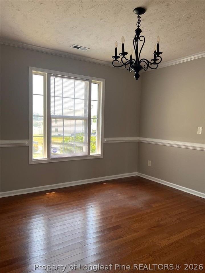 1687 Kershaw Loop - Photo 7 of 38