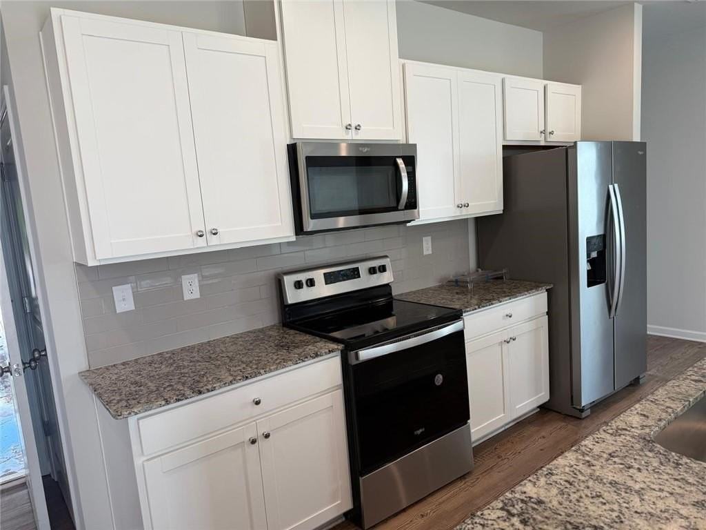 5223 Canberra Dr - Photo 5 of 30