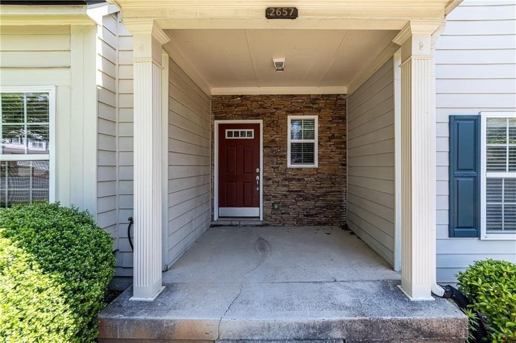 2657 Cedar Dr - Photo 2 of 50