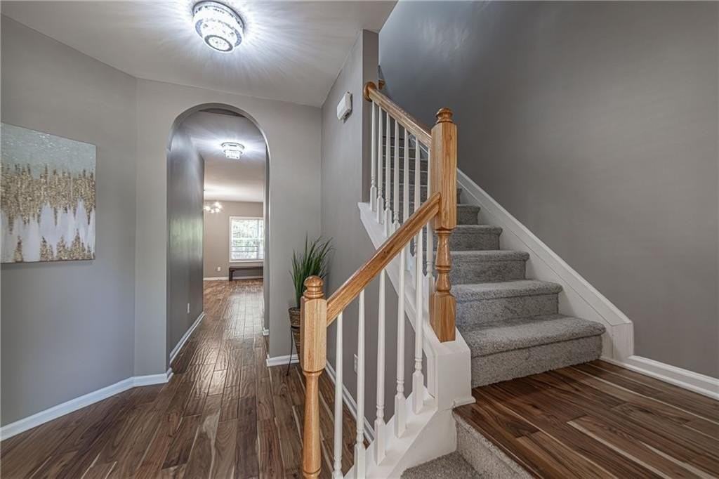 2657 Cedar Dr - Photo 3 of 50