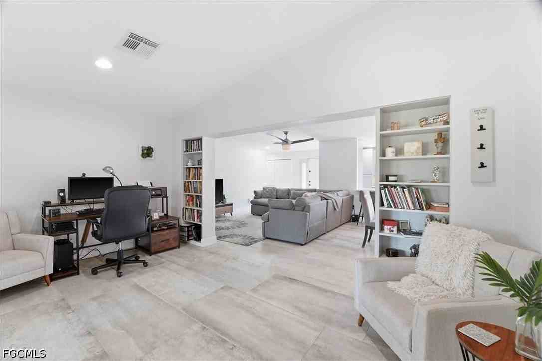 1023 El Valle Ave - Photo 5 of 25