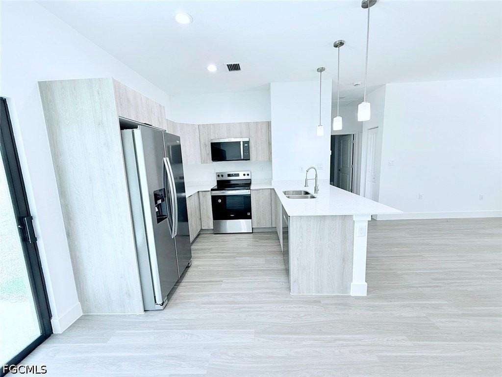 1048 Jay Ct - Photo 5 of 6