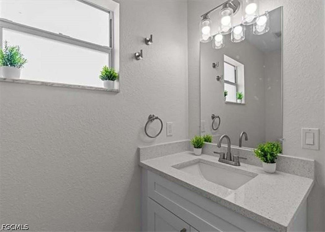 4303 26th St Sw - Photo 7 of 15