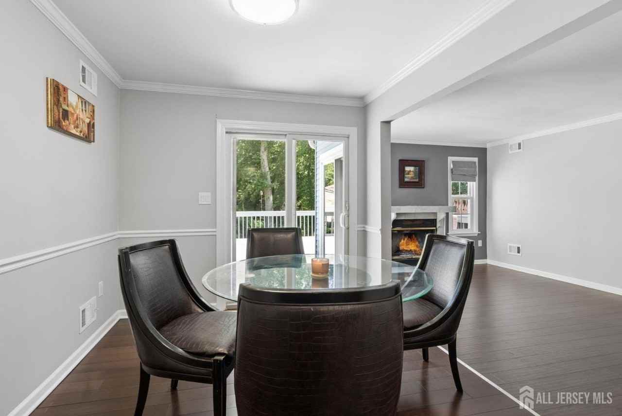 6 Bradford Dr - Photo 7 of 20