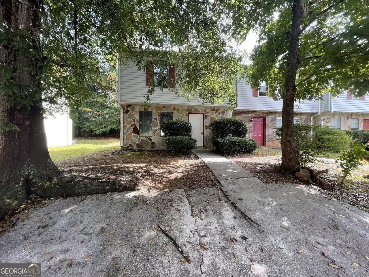 4001 Laurie Jo Dr Sw - Photo 3 of 16