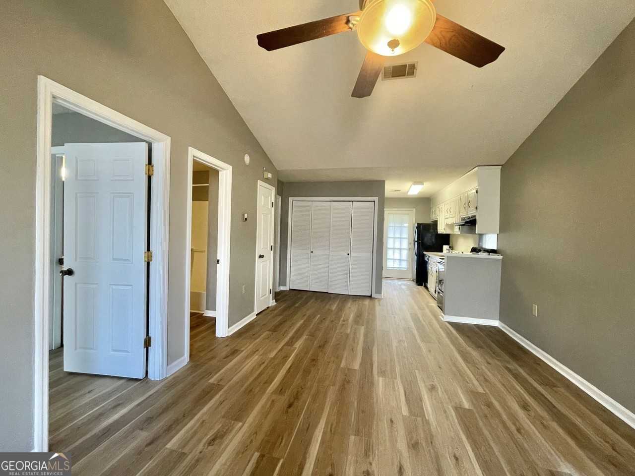 230 Lanier Dr - Photo 2 of 14