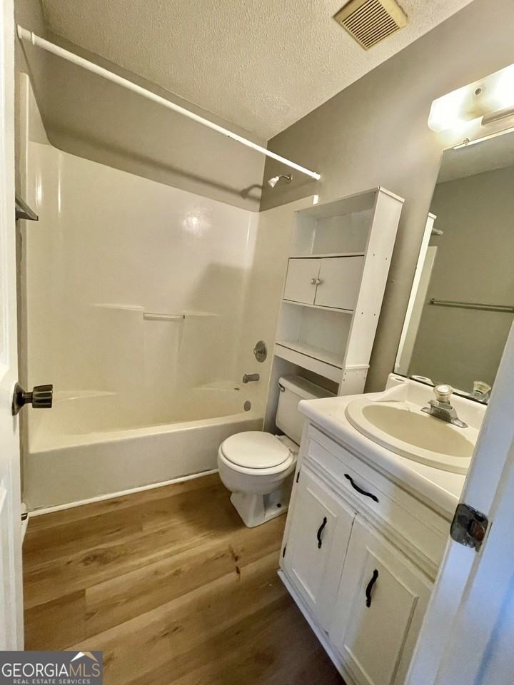 230 Lanier Dr - Photo 7 of 14