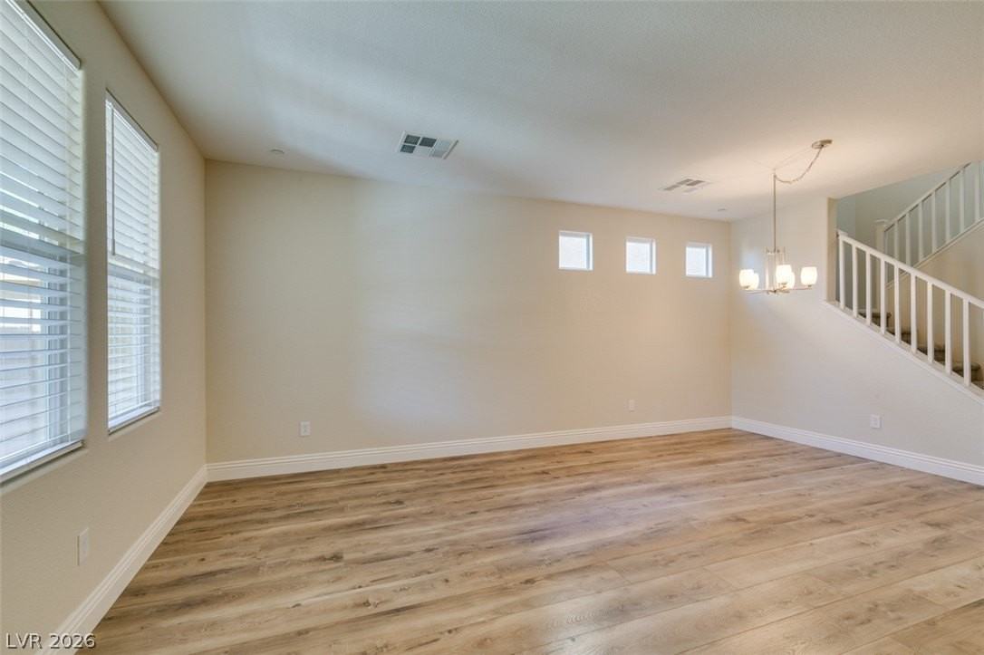 2884 Green Falls Ave - Photo 5 of 49