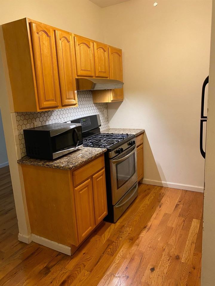 391 Broadway #3F - Photo 4 of 12