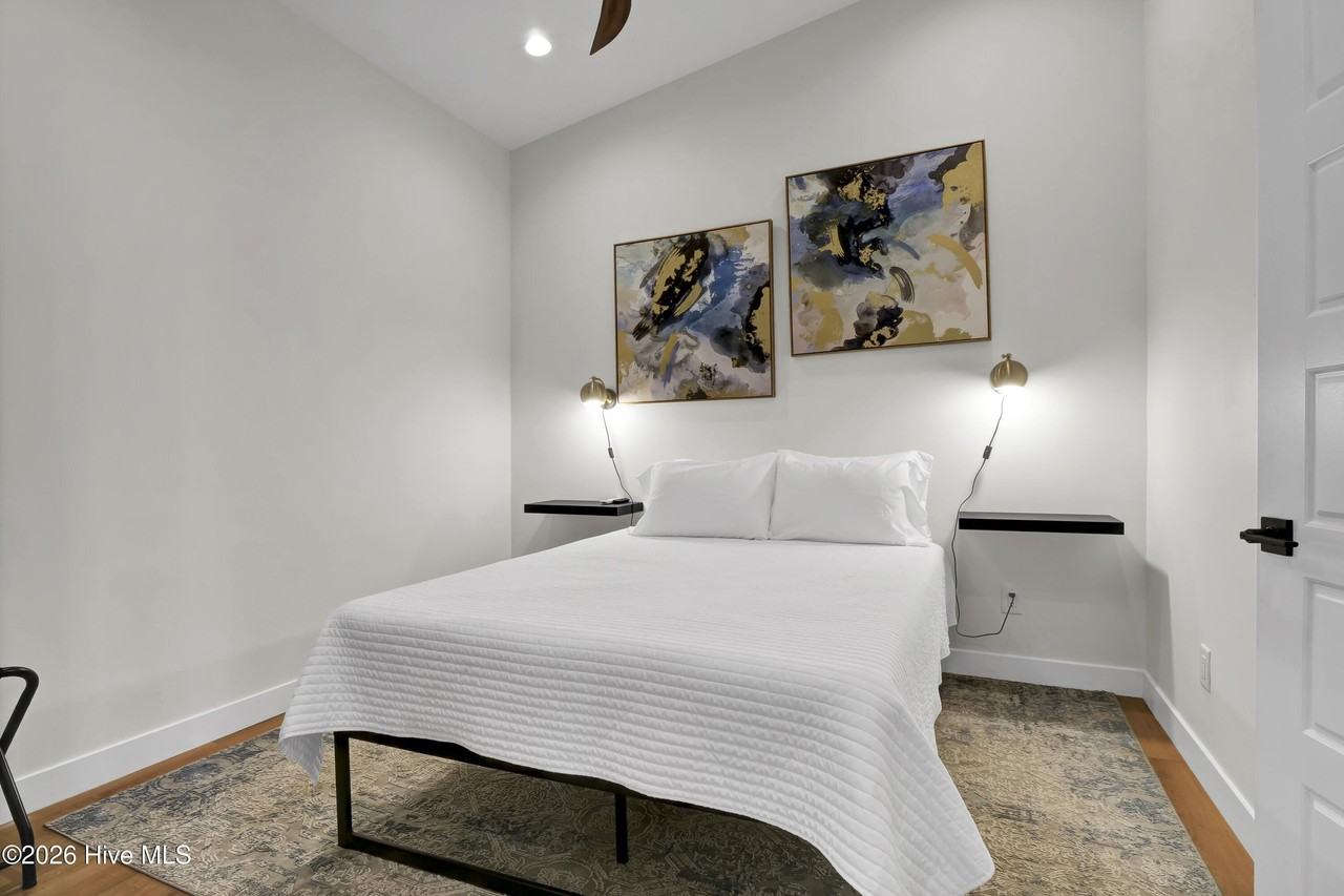 7503 Anaca Point Rd #B - Photo 7 of 39