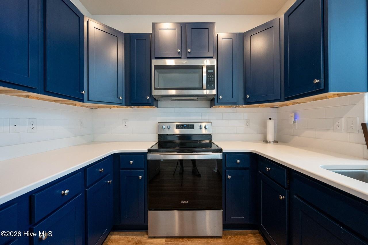 7546 Knightbell Cir #66 - Photo 2 of 16