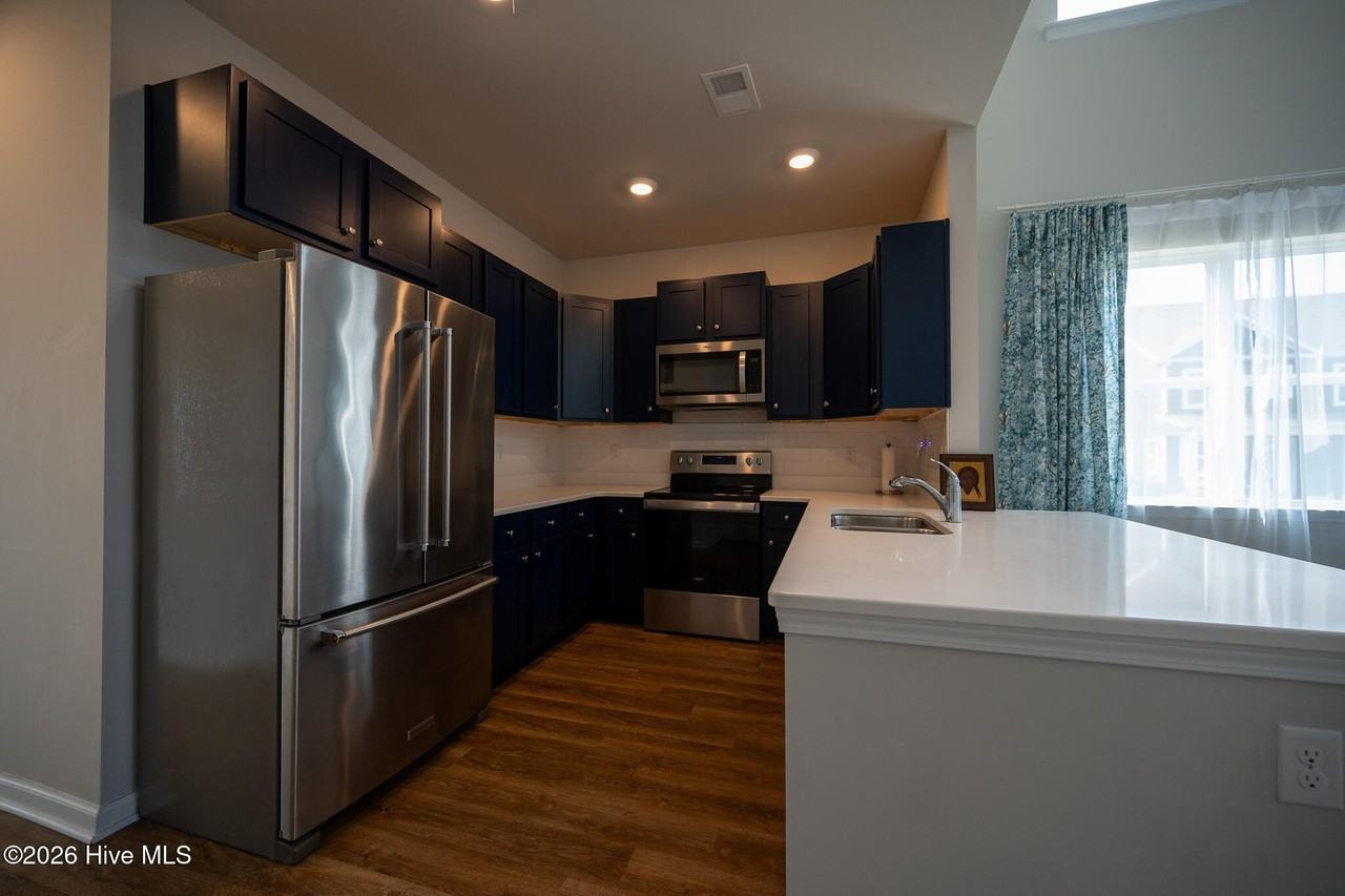 7546 Knightbell Cir #66 - Photo 3 of 16