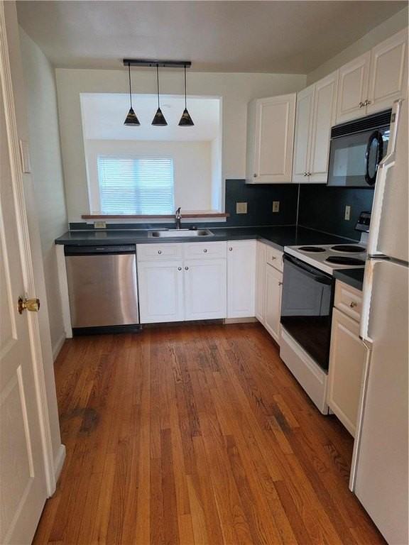 325 Oxford Pl #325 - Photo 2 of 18
