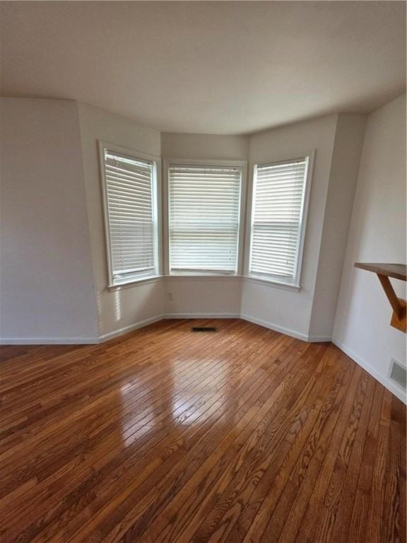325 Oxford Pl #325 - Photo 5 of 18