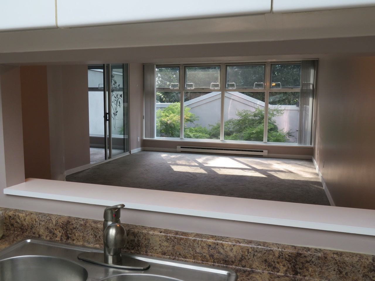 431 Pacific Street - Photo 4 of 20