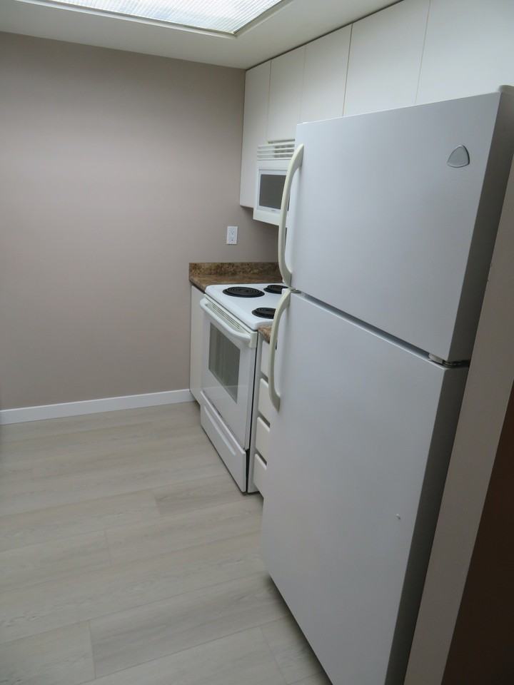 431 Pacific Street - Photo 7 of 20
