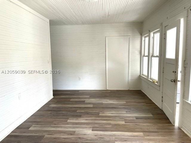 200 Florida Ave #200 - Photo 4 of 12