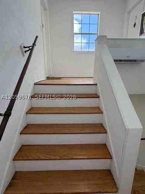 15 Sidonia Ave #3 - Photo 5 of 25