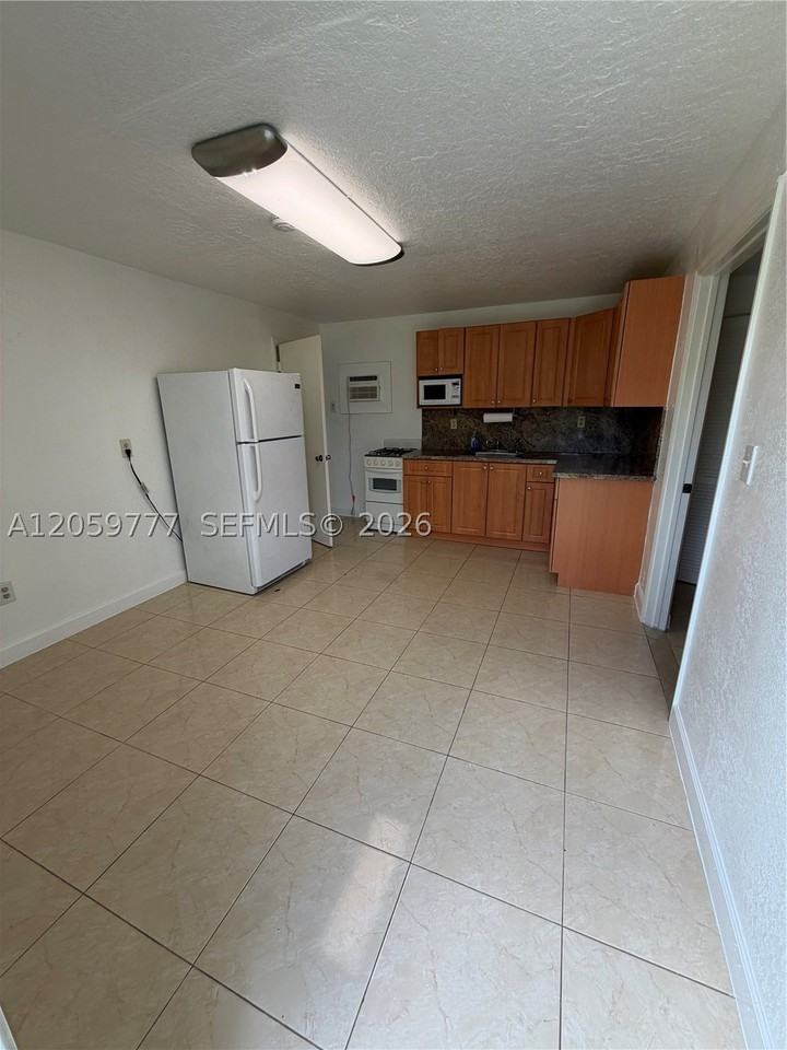 4851 Nw 192nd St #1 - Photo 6 of 12