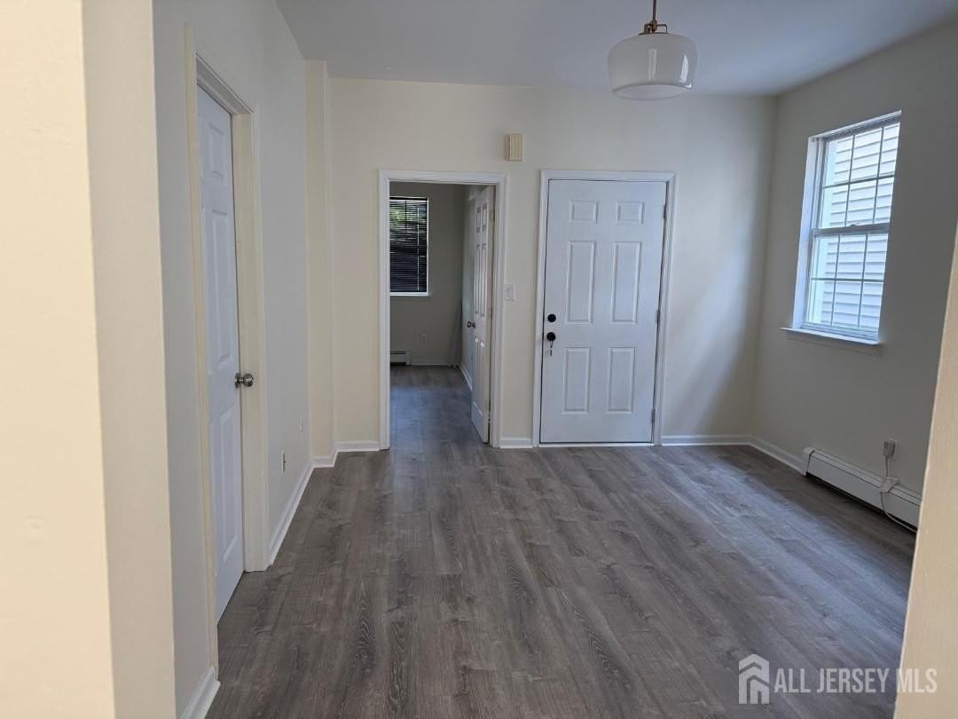 297 Sutton St - Photo 7 of 13