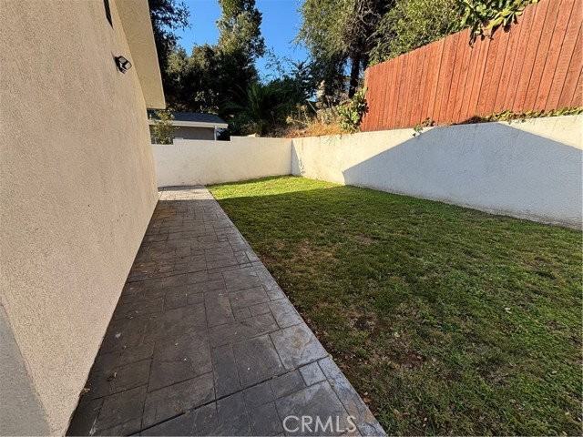 1668 Glen Ave - Photo 5 of 8