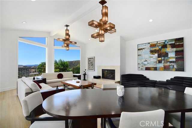 130 Dapplegray Rd - Photo 2 of 7