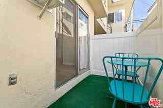 11743 Mayfield Ave #3 - Photo 5 of 8