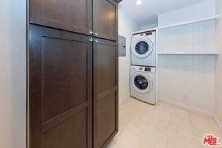 4184 Jackson Ave - Photo 7 of 8