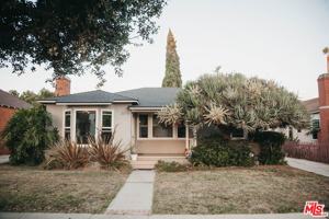 featured image of 3016 Oakhurst Ave