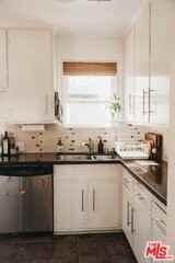 3016 Oakhurst Ave - Photo 5 of 8