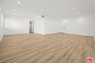 136 S Palm Dr #201 - Photo 7 of 8