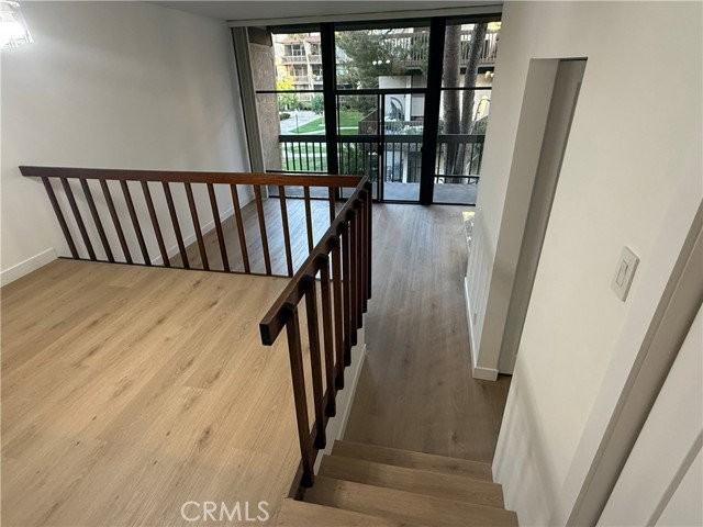 7212 Marina Pacifica Dr N - Photo 5 of 8
